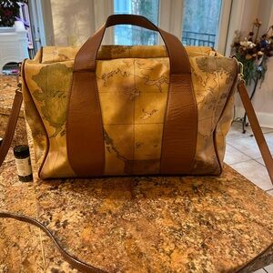 Alviero Martini T Classe Brown Leather Travel Bag. Made in Italy.